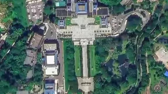10月25日热榜：太空视角俯瞰台湾 每条街道清晰可见、医生走进镜头 专业不能给流量让路、出口首破8万亿 “新”字挑大梁