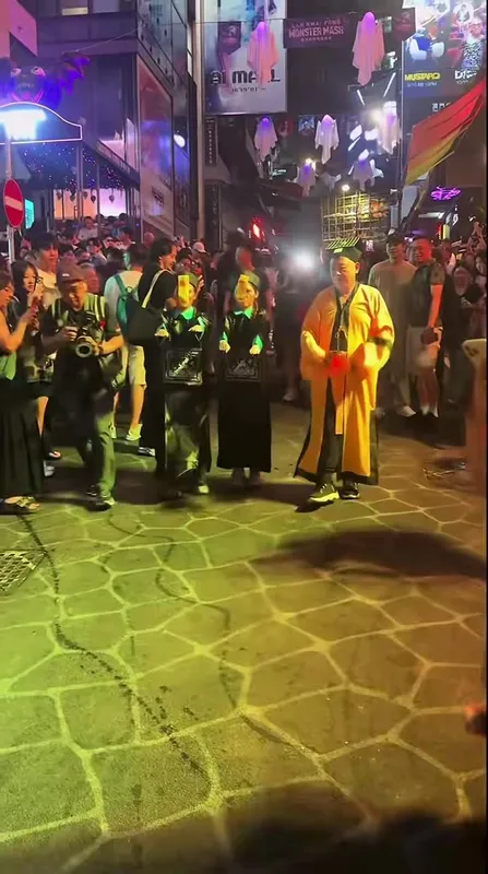 各大乐园已经开始抢人模式