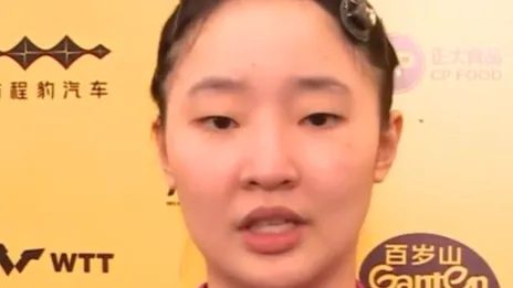 张本美和对着镜头吐槽松岛辉空