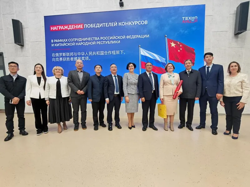 南京信息工程大学代表团访俄,推进中俄教育年合作